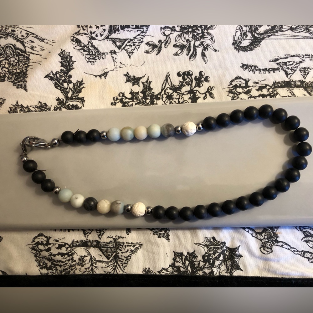 Bracelet or Choker